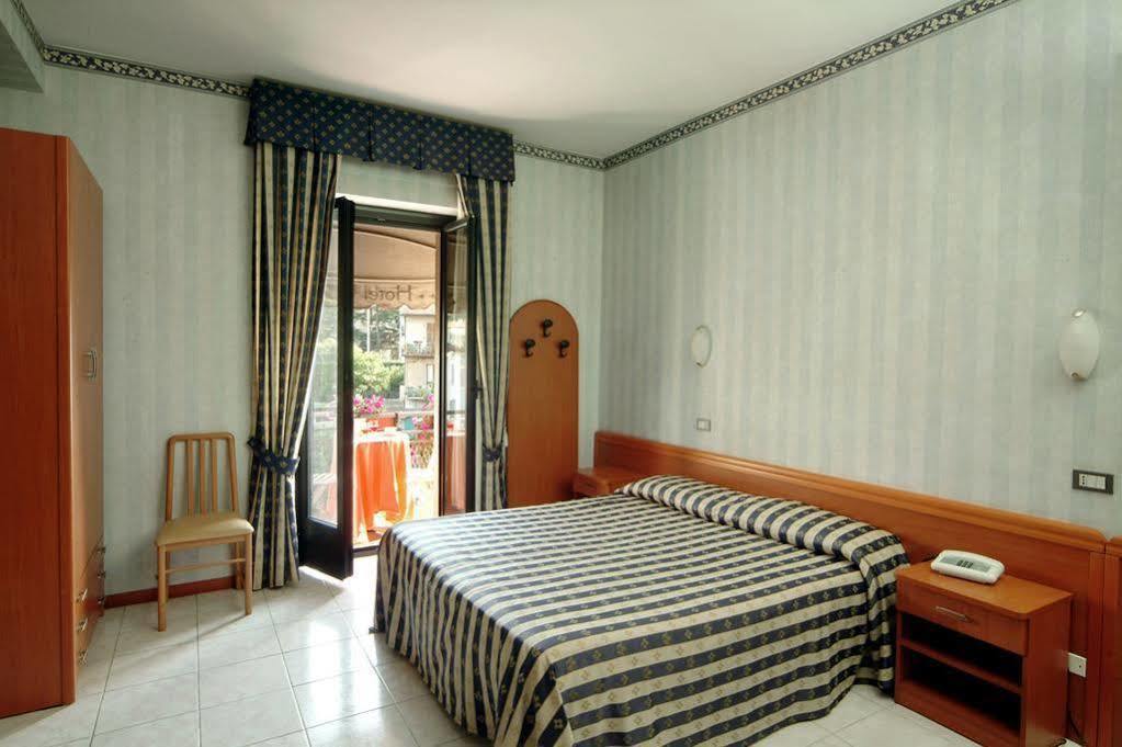 Hotel Ristorante Umbria Orvieto Exterior photo